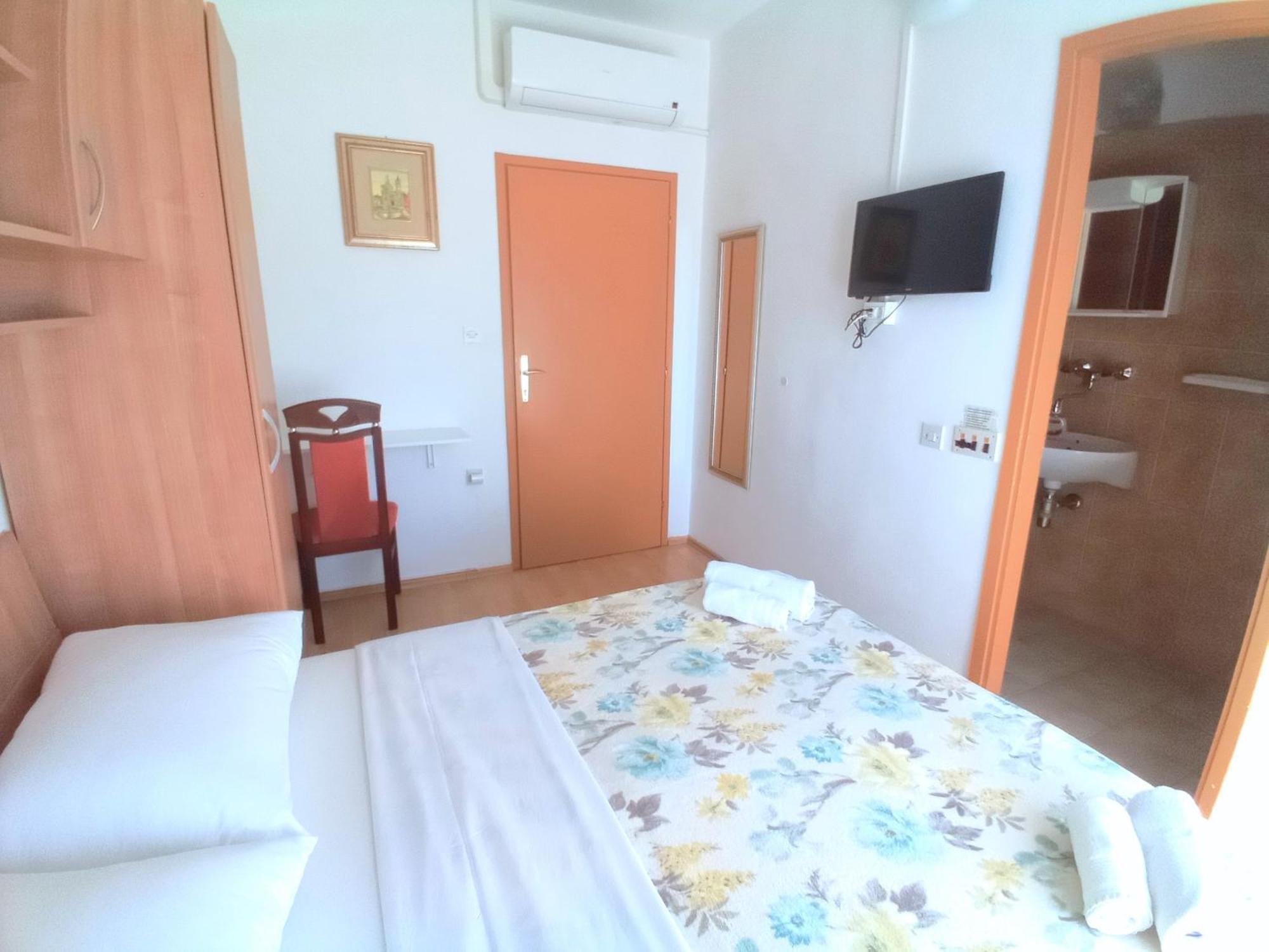 Guesthouse Cecilia 2 Малинска Номер фото
