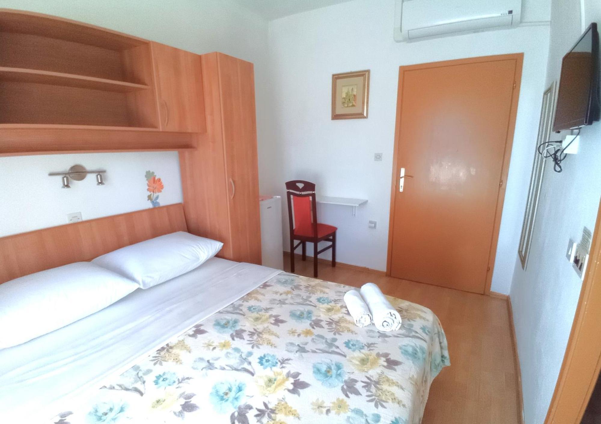 Guesthouse Cecilia 2 Малинска Номер фото